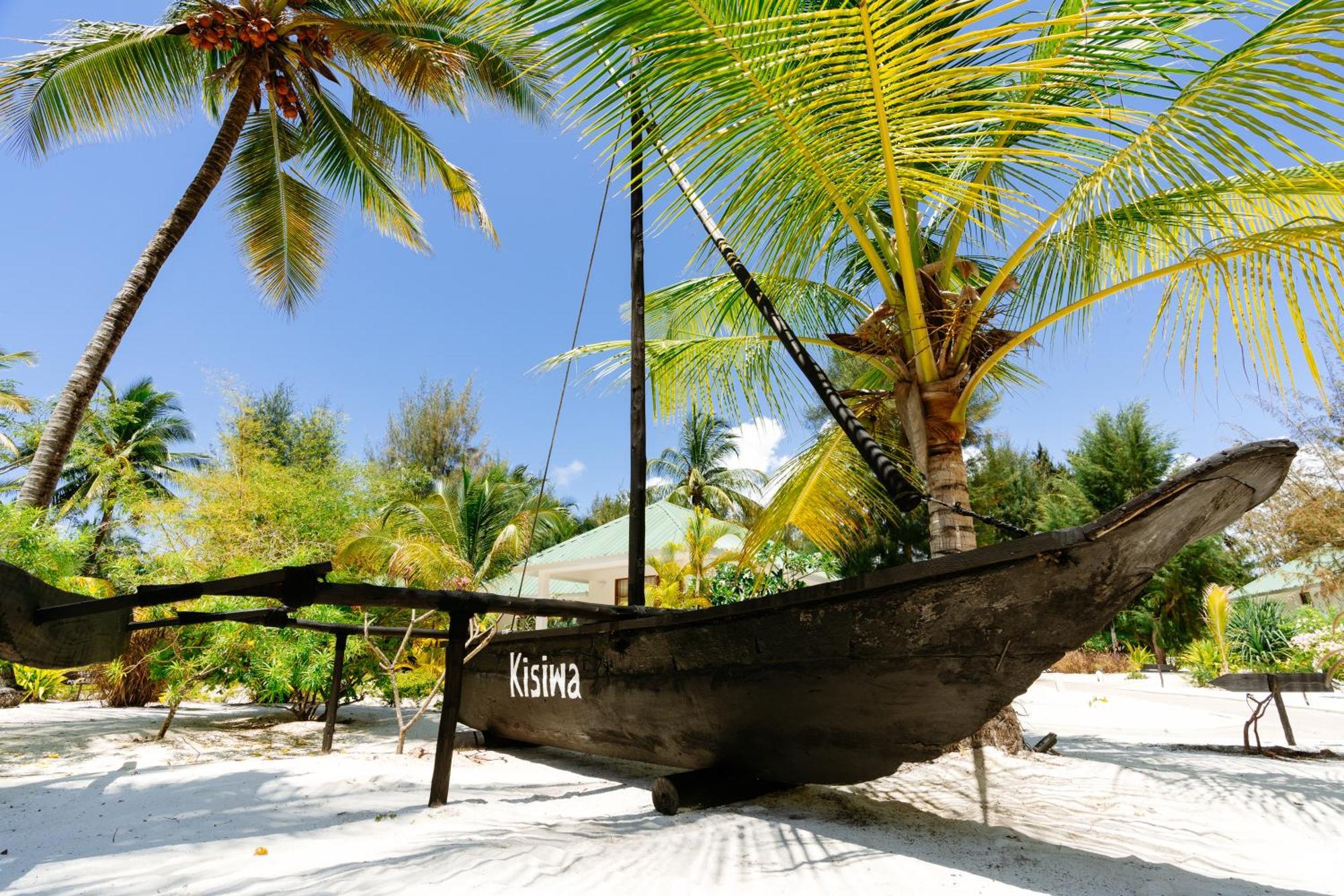 Kisiwa On The Beach Паже Екстериор снимка