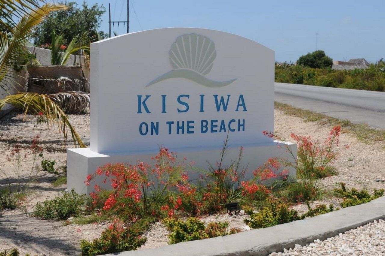 Kisiwa On The Beach Паже Екстериор снимка
